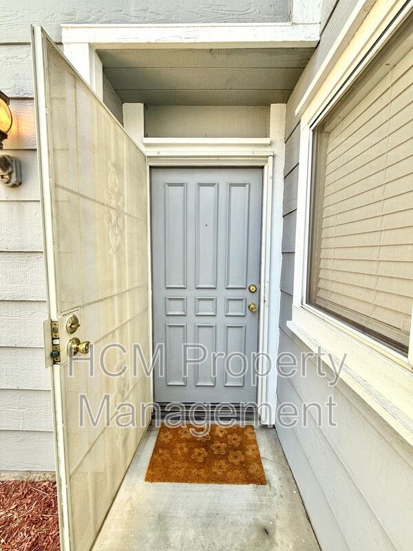 Foto del edificio - 12168 Mt Vernon Ave