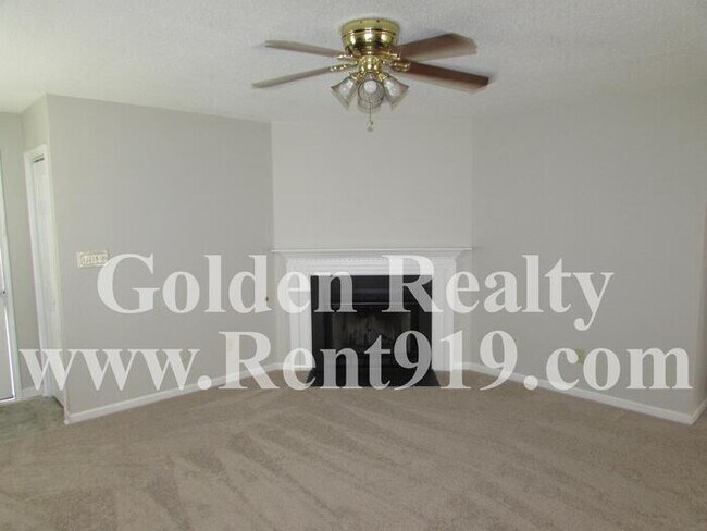 Foto del edificio - 4832 Silverdene St