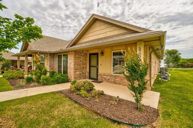 Photo - 5700 Goldfinger Rd Townhome