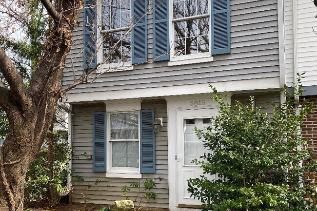 Building Photo - 5815 Whitfield Ct