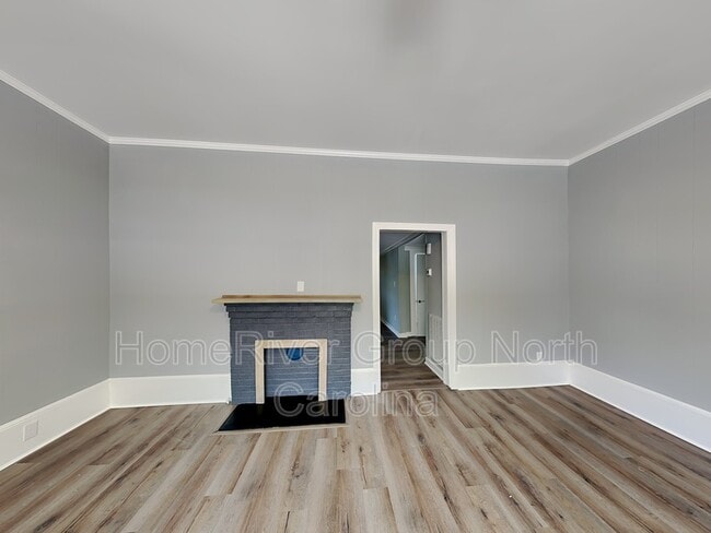 Building Photo - 308 Brawley Ave
