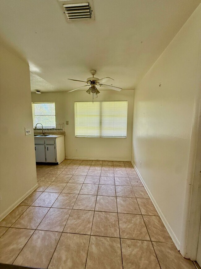 Foto del edificio - Affordable 3 Bedroom for Rent! Easy Move In