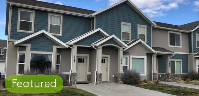 Building Photo - 1670 E Talon Way