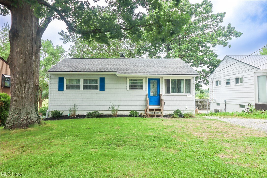 9036 Woodridge Ln, Mentor, OH 44060 House Rental in Mentor, OH