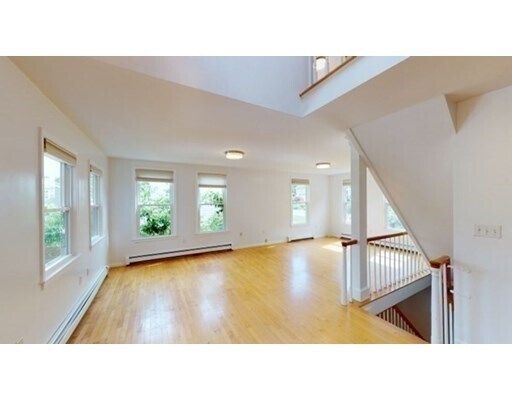 Building Photo - 21 Albemarle Ave