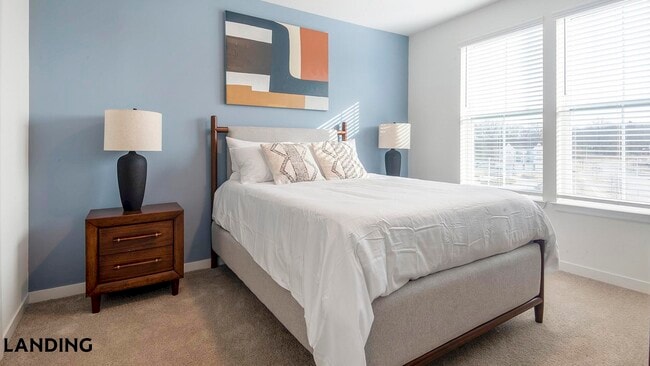 Building Photo - 4670 Merchants Park Cir