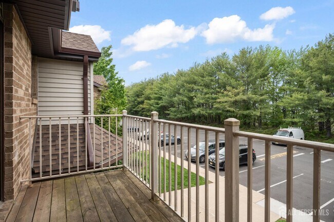 Foto del edificio - 4410 Birchwood Ct