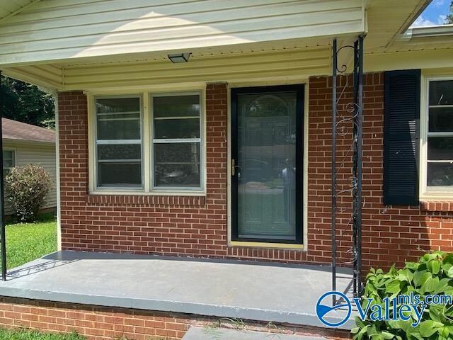 Foto del edificio - 2005 Bluebird Ave NW