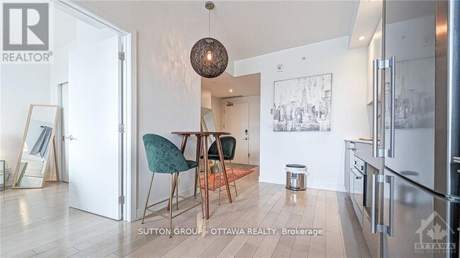 Photo du bâtiment - 20-1620 Daly Ave