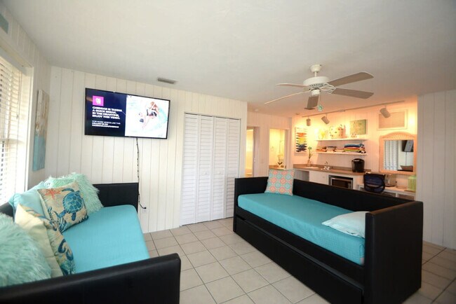 Foto del edificio - 62 Moody Dr