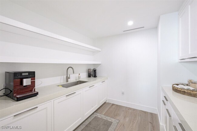 Foto del edificio - 13935 Old Coast Rd