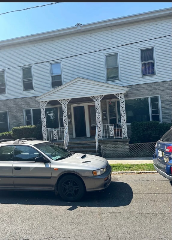 Primary Photo - 2421 6th Ave