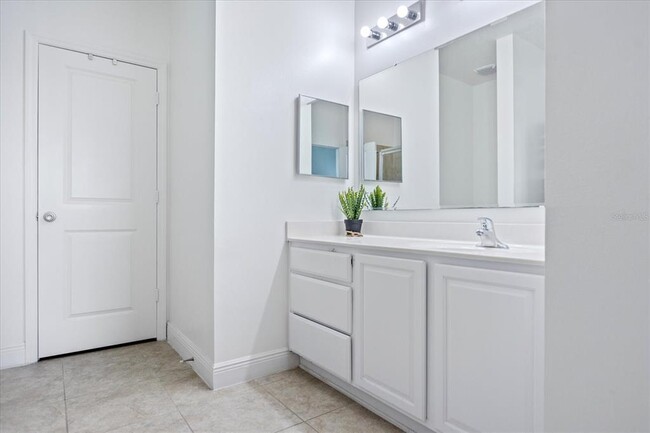 Building Photo - 12845 Sawgrass Pine Cir