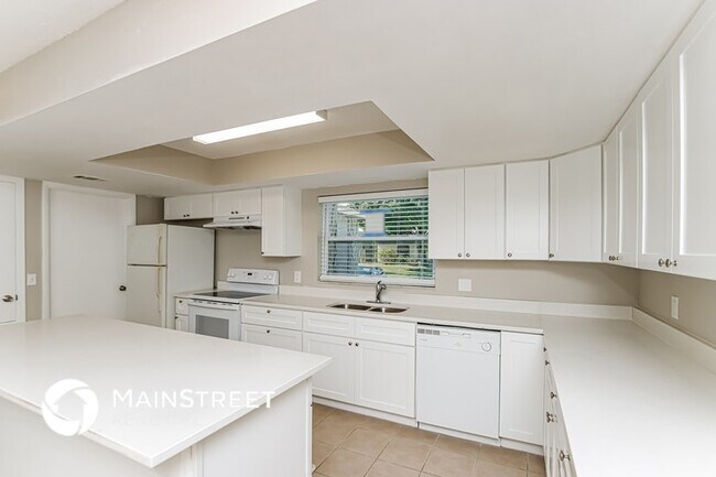 Foto del edificio - 1513 Hendren Dr