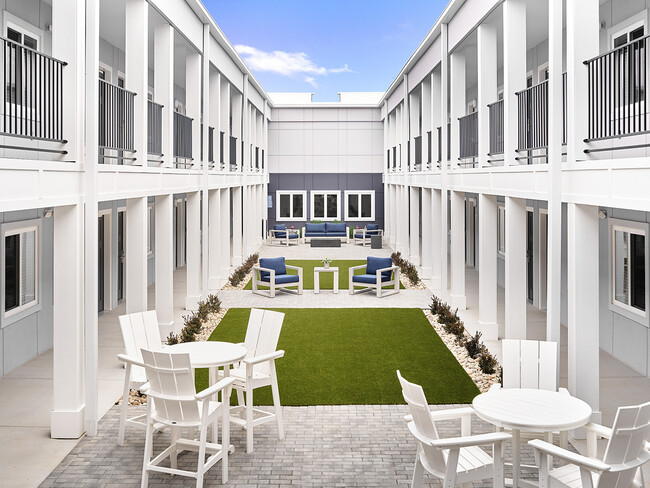Patio - stayAPT Suites Dothan