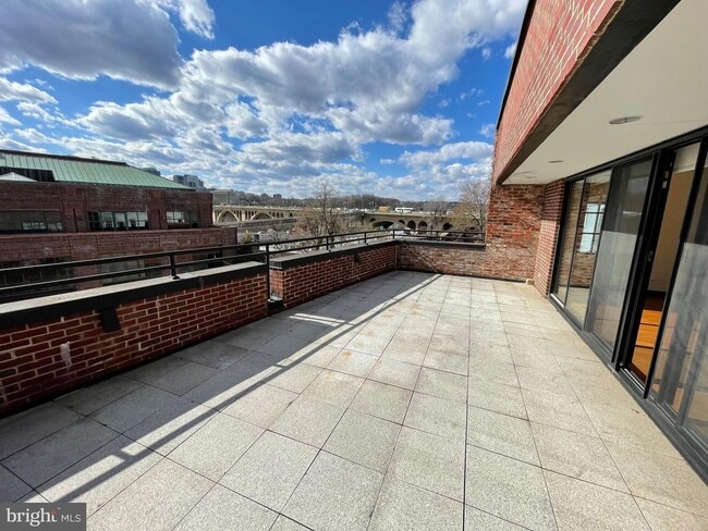 Building Photo - 3336 Cadys Aly NW