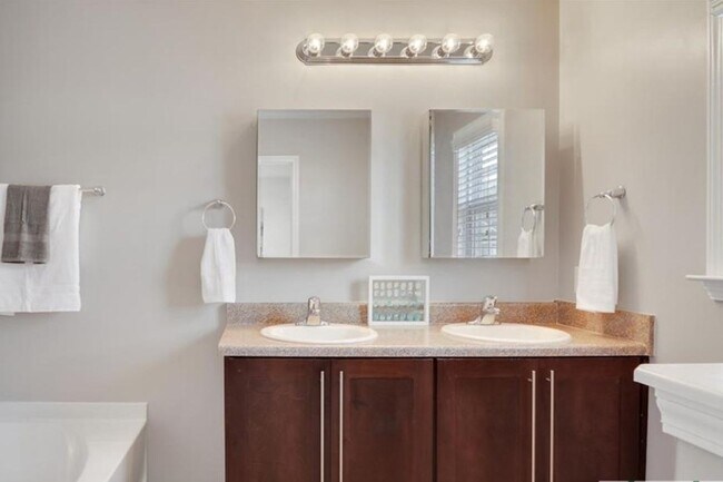 Foto del edificio - 207 Ventura Pl