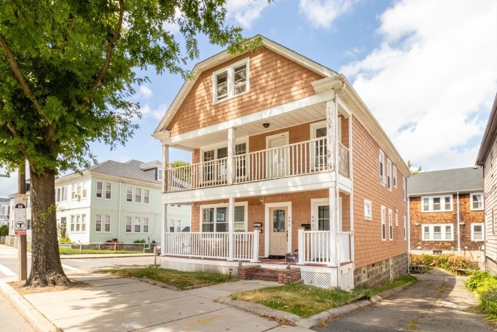 Primary Photo - 602 Gallivan Blvd