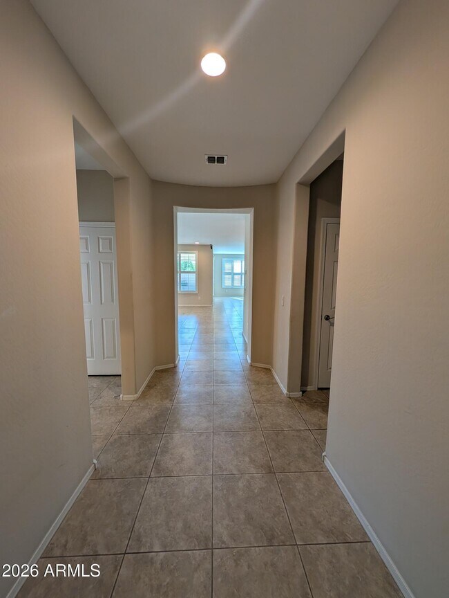 Foto del edificio - 5631 Cinder Brk Wy