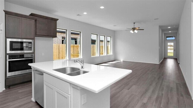 Building Photo - 10535 Cecilia Star Ln