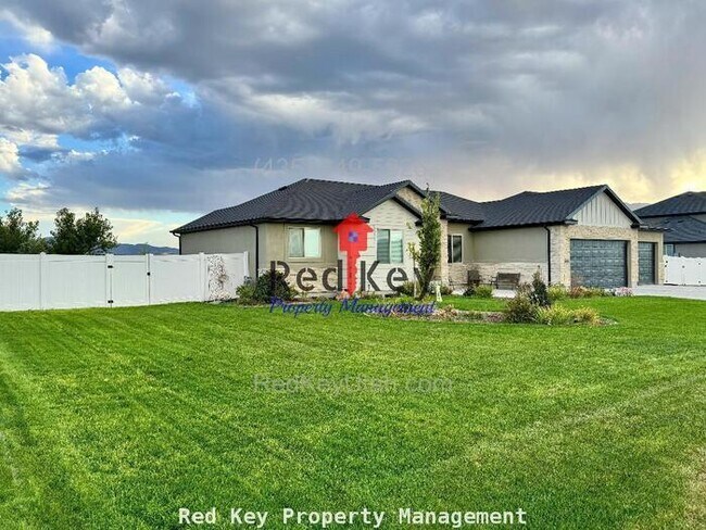 Building Photo - Morning Dew Circle Single Family Home