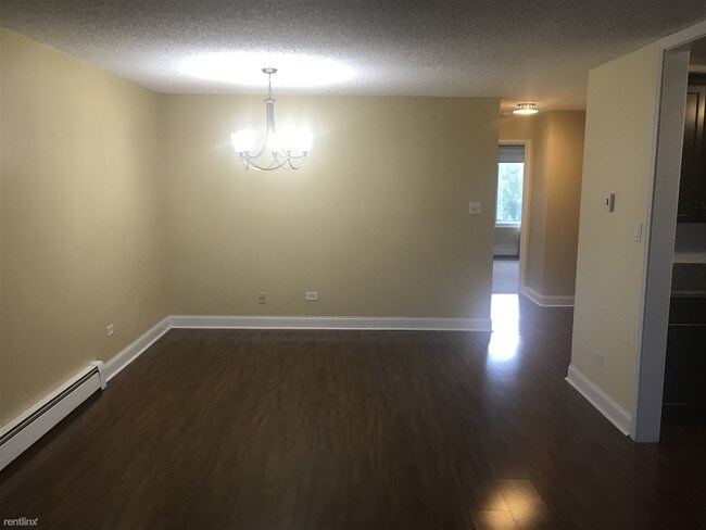 Building Photo - 2 br, 1.5 bath Condo - 15 Crestview Ln Uni...