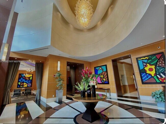 Building Photo - 253 NE 2nd St