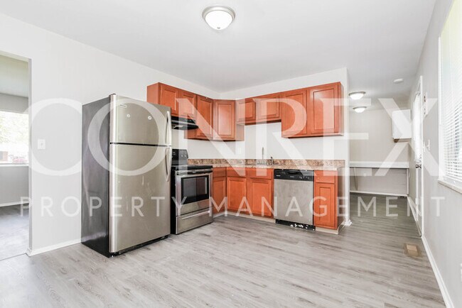 Building Photo - Beautiful 3 Bedroom