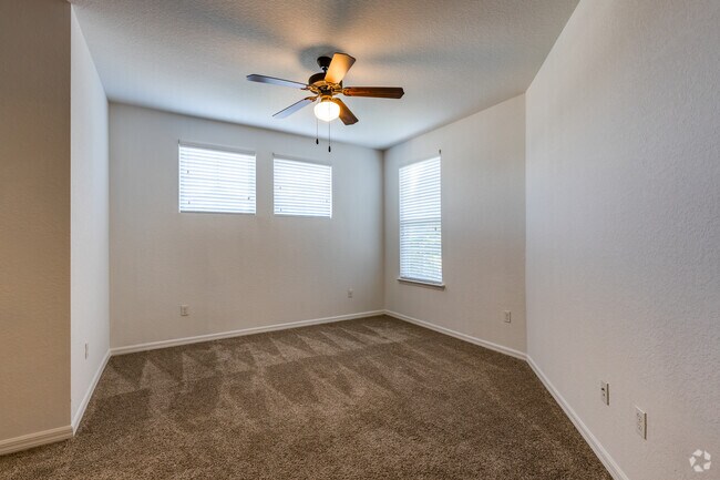 2 BR, 2 BA - 1,140SF - Bell Lake Forest