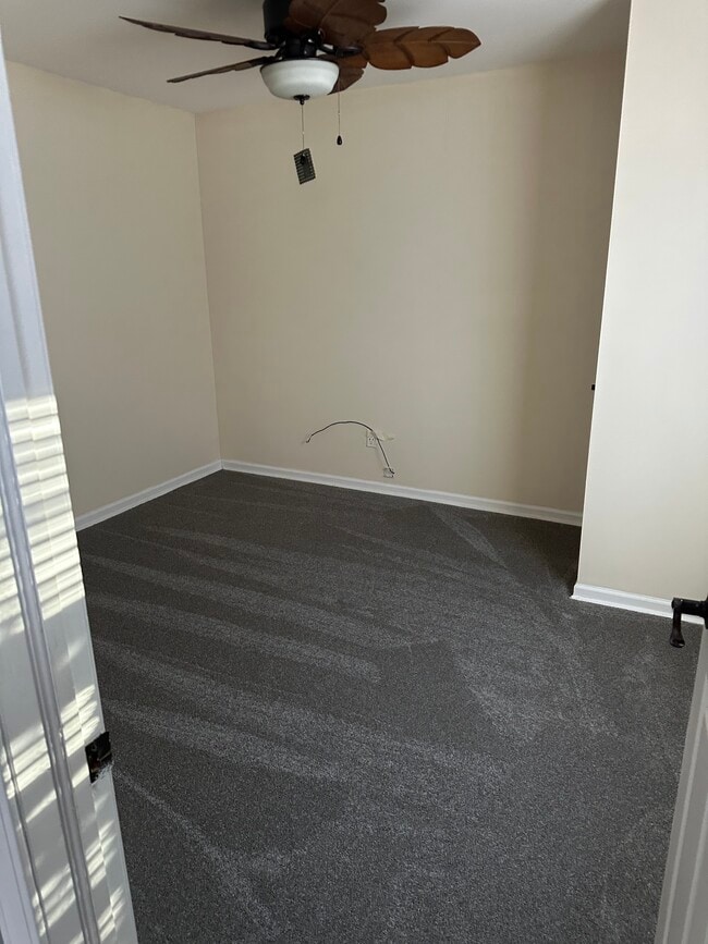 Building Photo - 782 Mount St