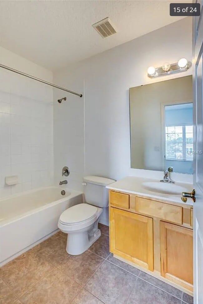 Baño del primer piso - 416 Blue Bayou Ln