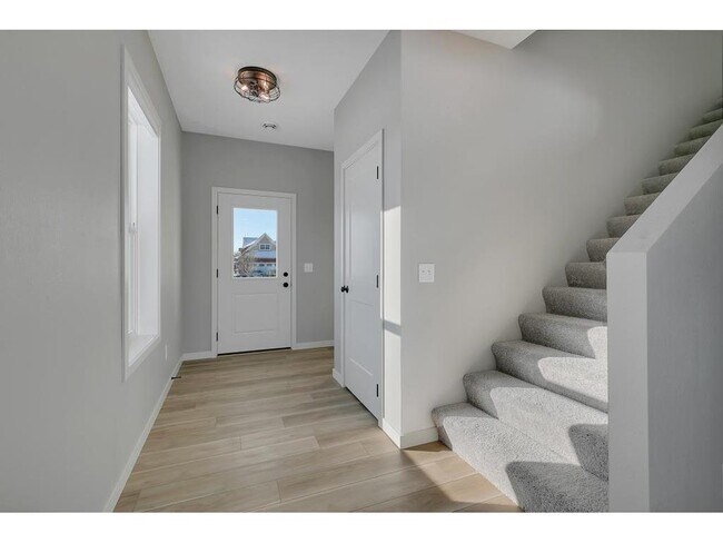 Building Photo - 428 18th St NW
