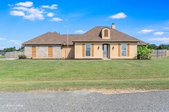 Building Photo - 125 Ronnie Cir