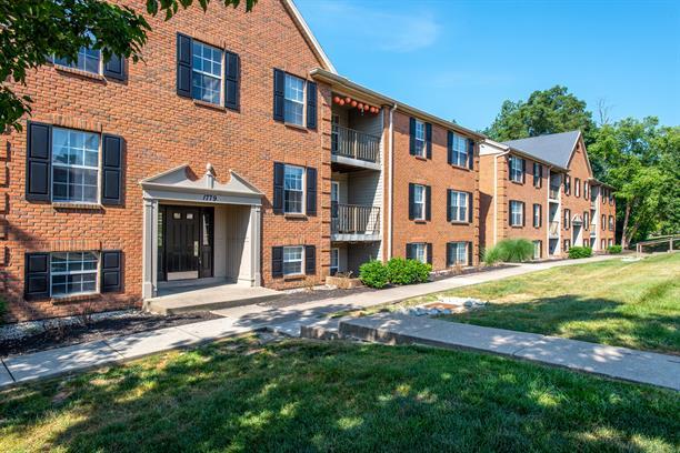 Primary Photo - Sky Harbor Apartments