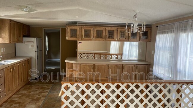 Foto del edificio - 182 Gorley's Rd