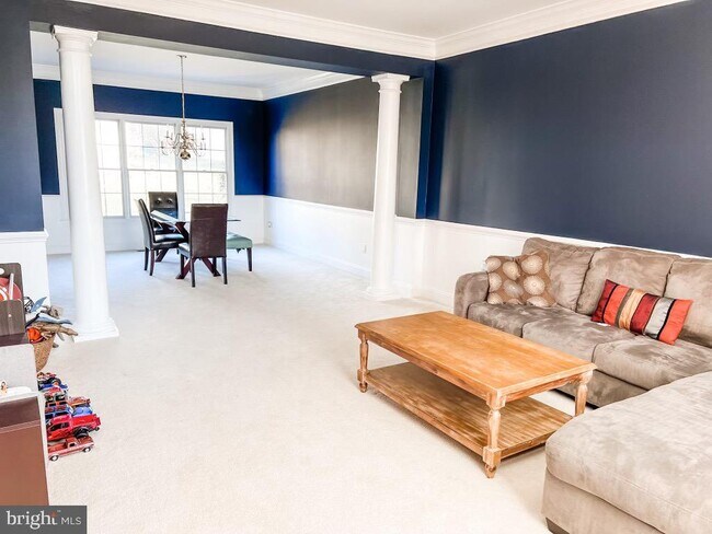 Building Photo - 15754 Alexanders Mill Ct