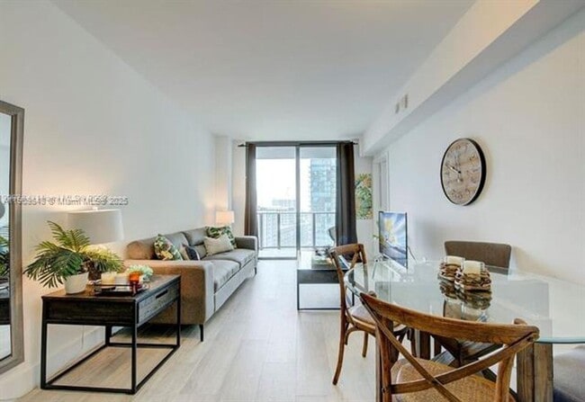 Photo - 121 NE 34th St Apartment