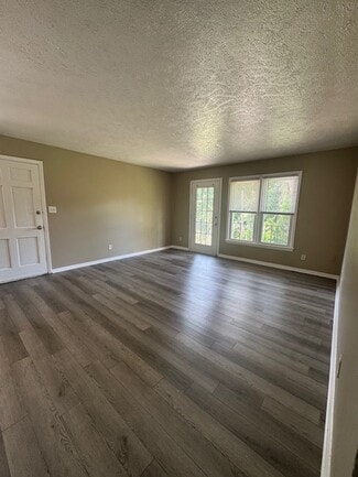 Building Photo - 3214 Tallywood Dr