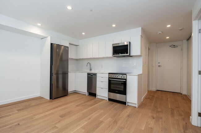 Photo du bâtiment - 99 Tyndall Ave