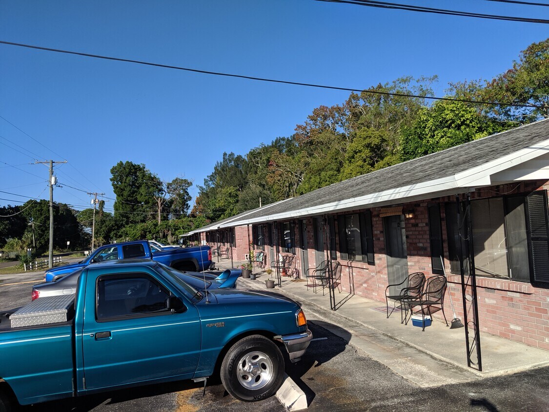 314 7th Ave NE, Ruskin, FL 33570 Apartments in Ruskin, FL