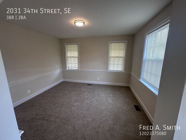 Foto del edificio - 2031 34th St SE