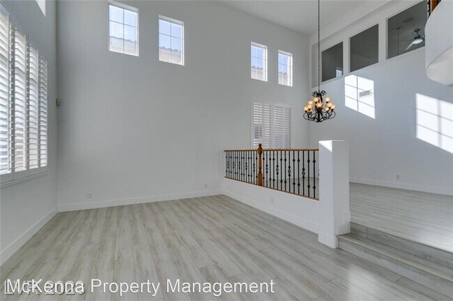 Foto del edificio - 5 br, 3.5 bath House - 1401 Via Savona Dr