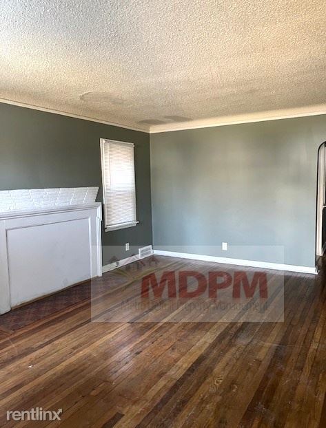 Building Photo - 3 br, 1 bath House - 11705 Ward St