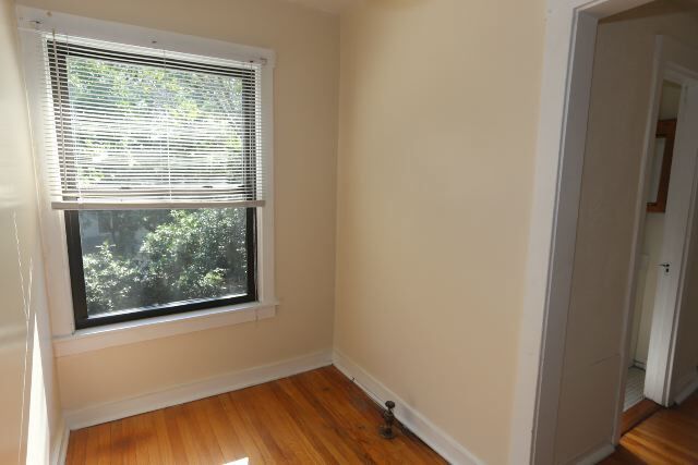 Foto del edificio - 1206 W Wellington Ave