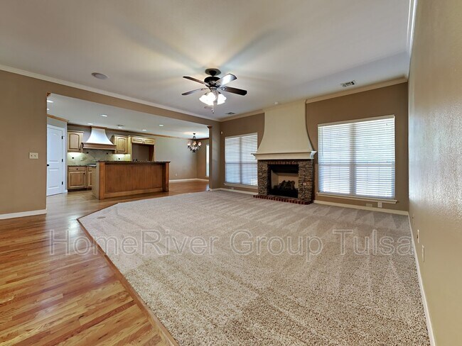 Foto del edificio - 3151 East 144th St S