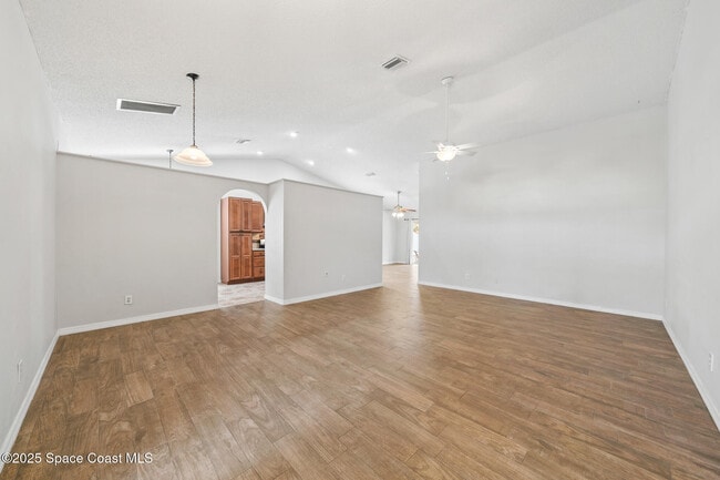 Building Photo - 2918 Pebble Creek St