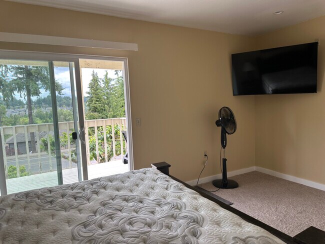 Foto del edificio - 5021 59th Ave Ct W