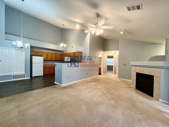 Building Photo - 10371 Cook Way