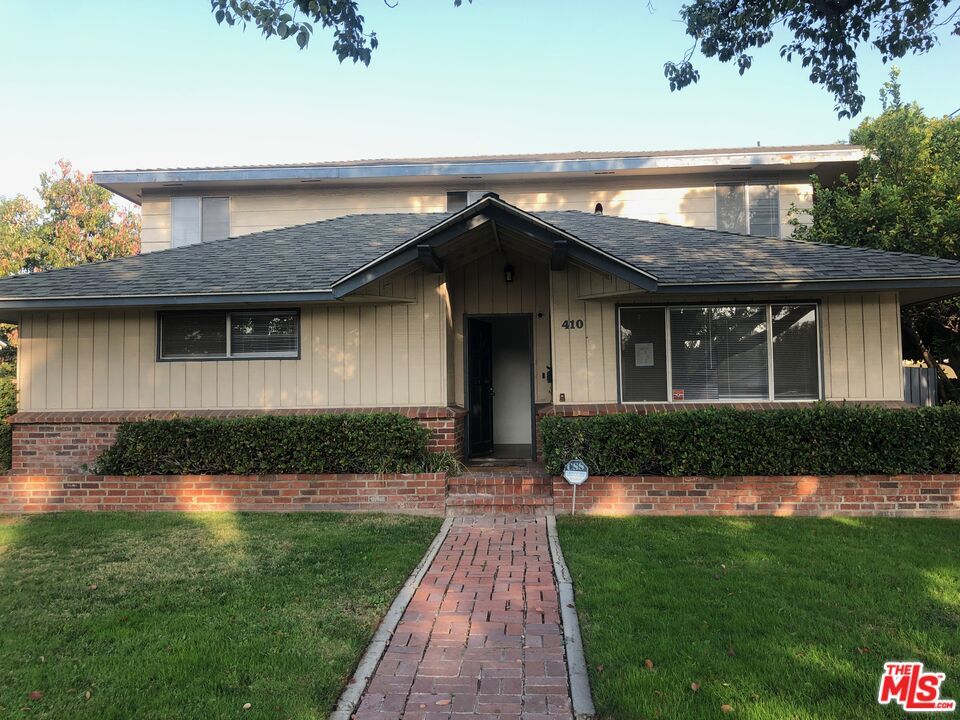 Primary Photo - 410 N Frederic St