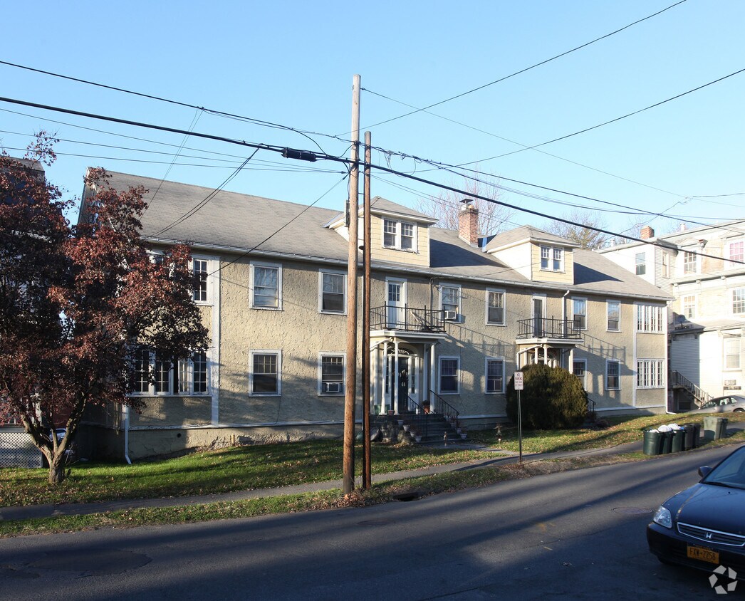 Primary Photo - 91-96 Main St